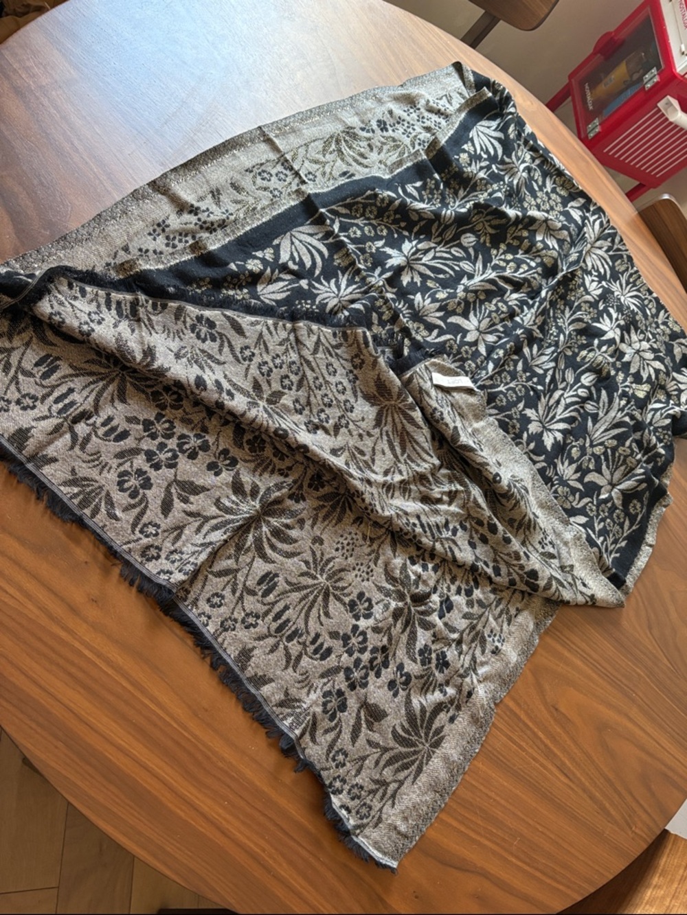 LOFT Black and Cream Floral Jacquard Wrap Scarf